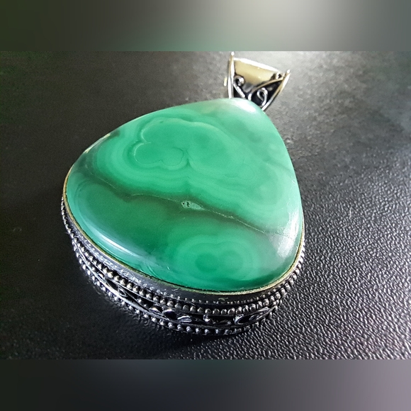 Sterling Silver Malachite Pendant - Picture 11 of 13